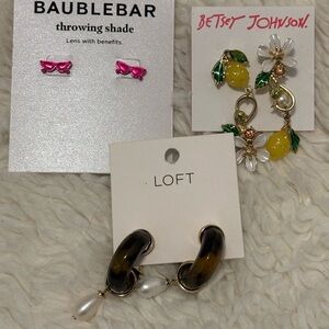 BaubleBar Fuchsia Bow Stud Earrings
